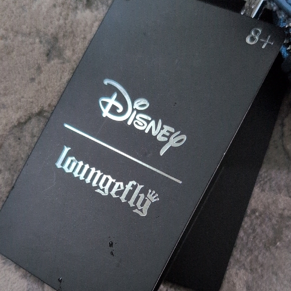 Loungefly Blue Figural Stitch Wristlet Coin Purse Bag NWT - Picture 3 of 11